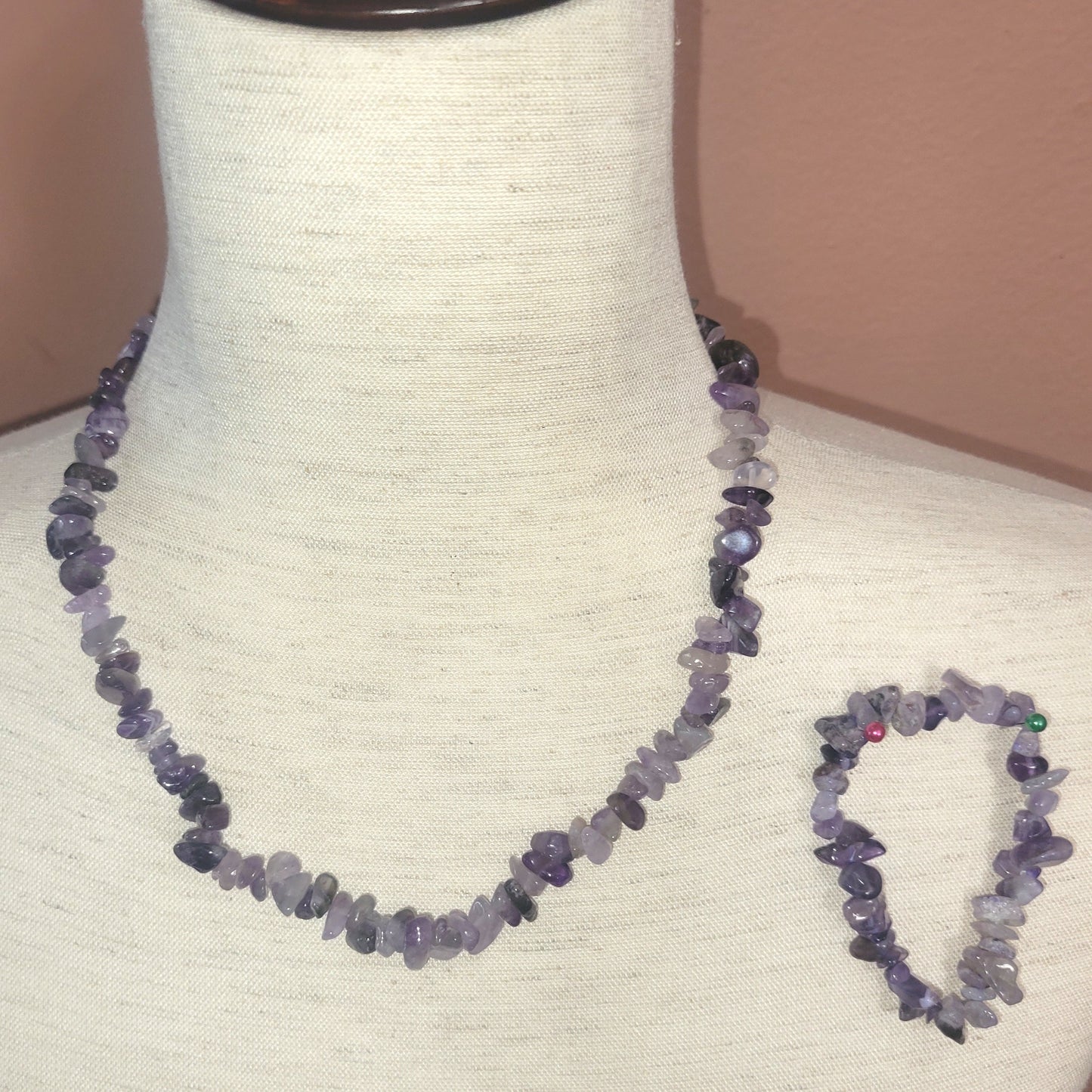 Adjustable Natural Stone Beaded Necklace Set (purple)